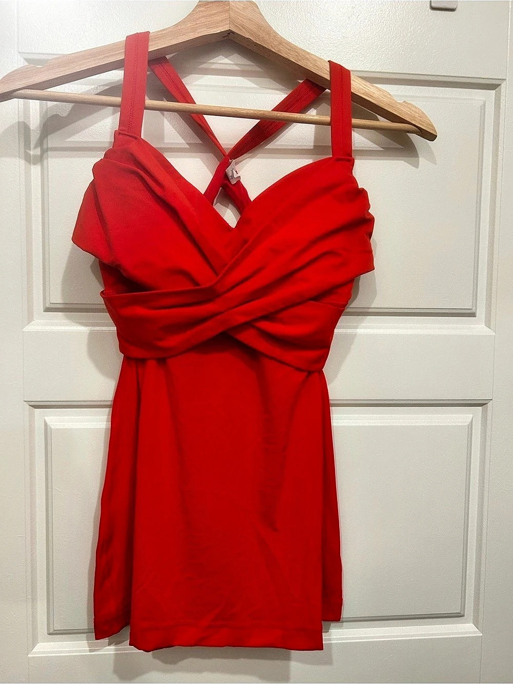 lululemon Red One-Piece Top - Size 6